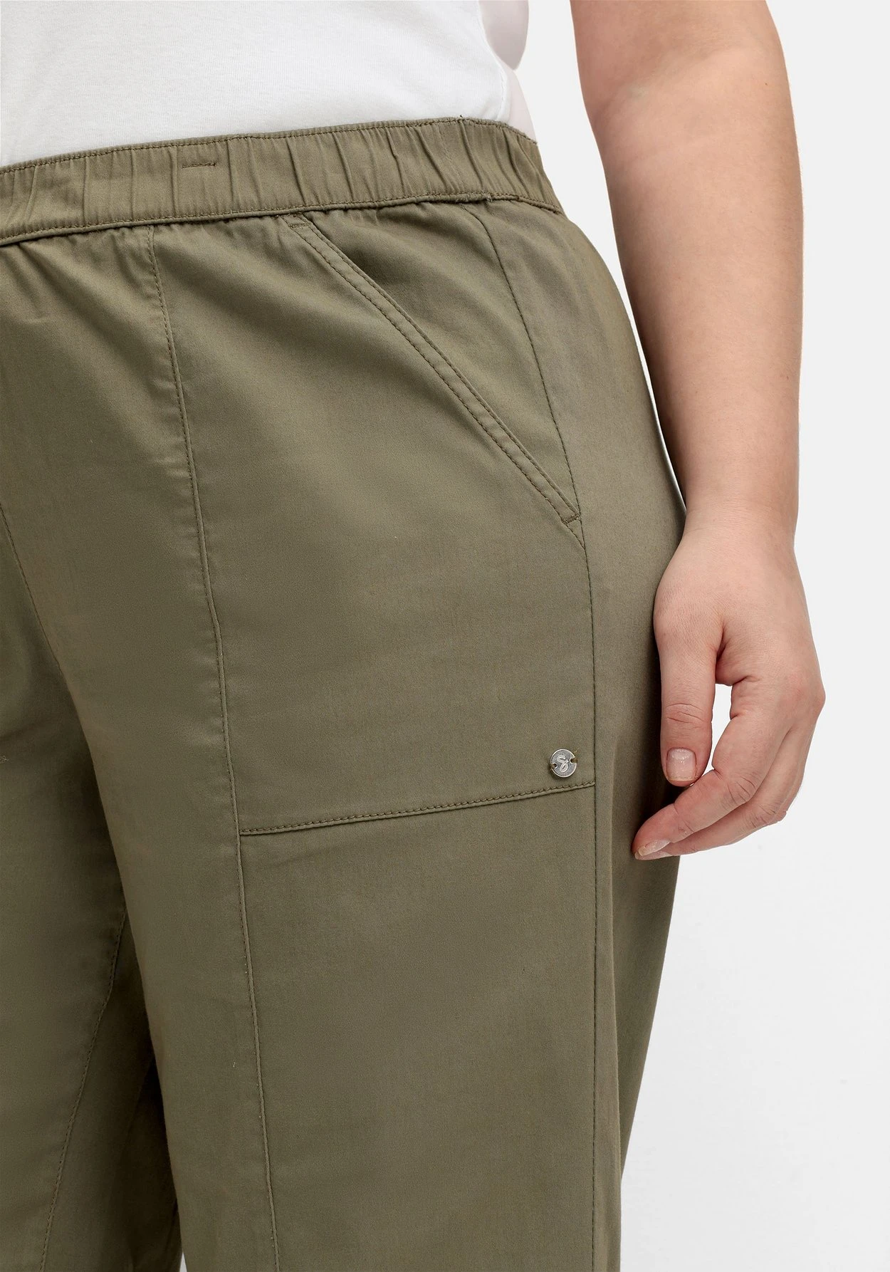 Sheego Weite 7/8-Hose Mit Gummizugbund 9 Sheego Weite 7/8-Hose Mit Gummizugbund – Bild 7