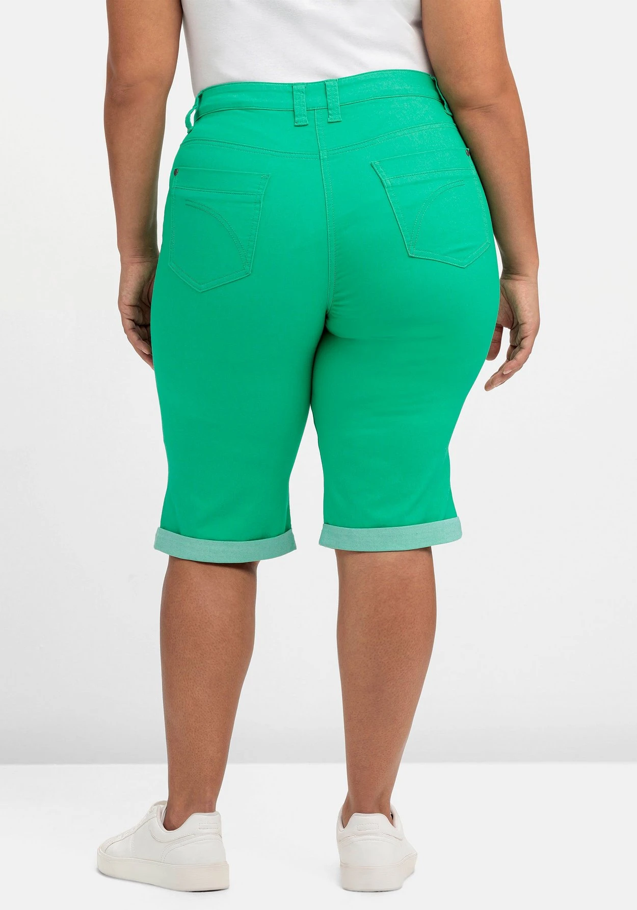 Sheego Bermudas Mit Fixiertem Aufschlag 5 Sheego Bermudas Mit Fixiertem Aufschlag – Bild 3