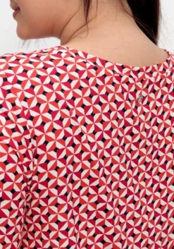 Sheego Shirt Mit Grafischem Muster Und Saumgummi 12 Sheego Shirt Mit Grafischem Muster Und Saumgummi -Sheego Verkaufsgeschäft 14889500779 04QAL 02 SH