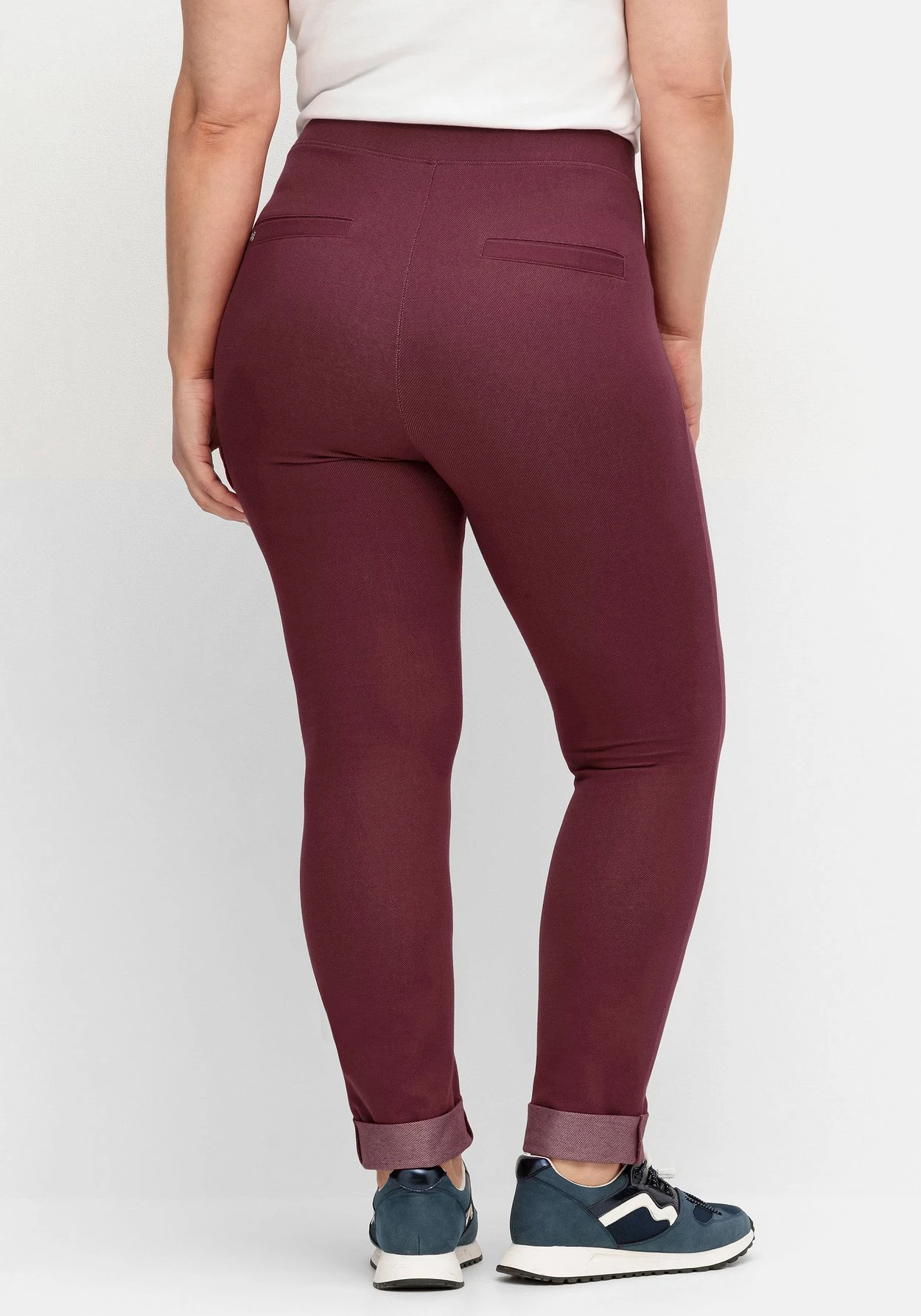 Sheego Leggings Mit Fixiertem Aufschlag Am Saum 5 Sheego Leggings Mit Fixiertem Aufschlag Am Saum – Bild 3