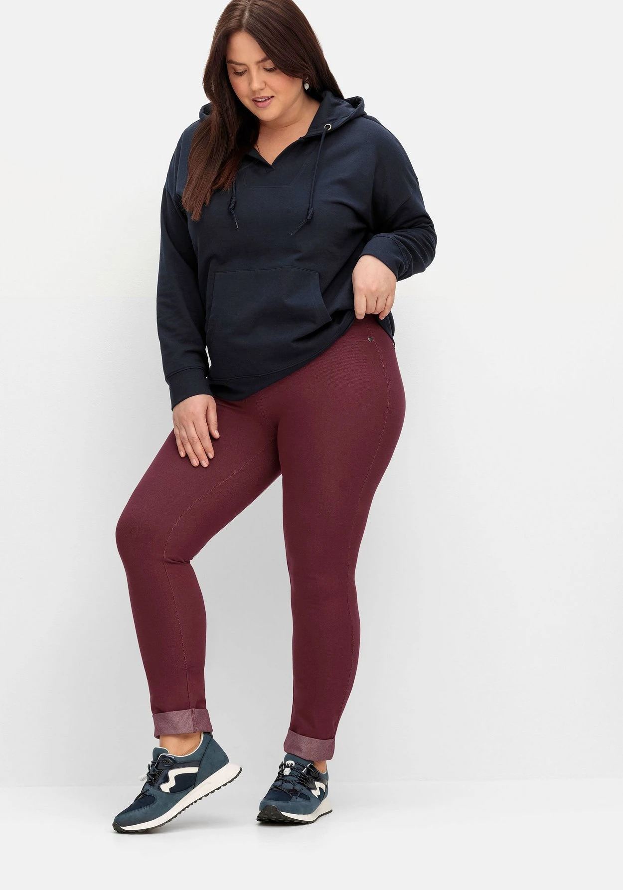 Sheego Leggings Mit Fixiertem Aufschlag Am Saum 7 Sheego Leggings Mit Fixiertem Aufschlag Am Saum – Bild 5