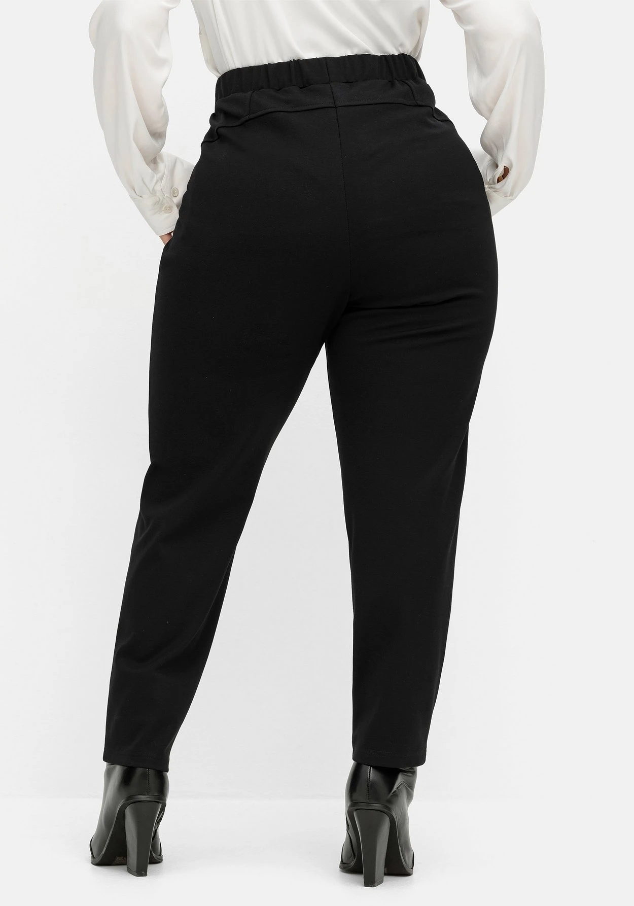 Sheego Schmale Scuba-Hose In Petite-Passform 5 Sheego Schmale Scuba-Hose In Petite-Passform – Bild 3