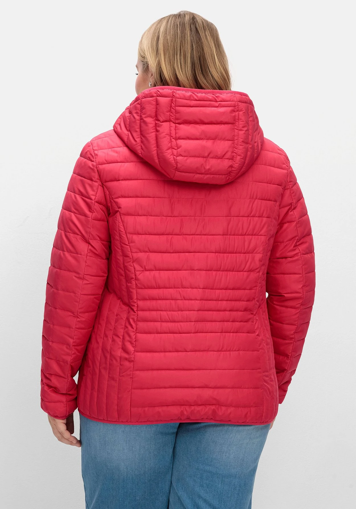 Sheego Leichte Steppjacke Mit Abnehmbarer Kapuze 4 Sheego Leichte Steppjacke Mit Abnehmbarer Kapuze – Bild 2