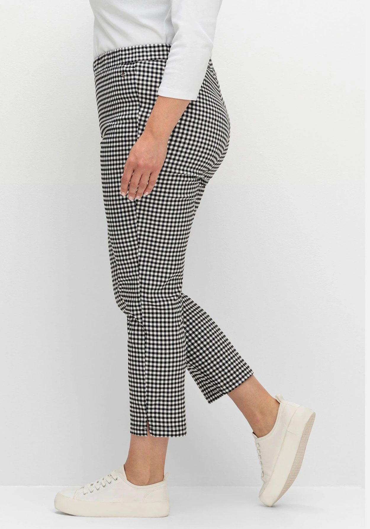 Sheego Schmale Bengalin-Hose In Anklelänge, Mit Karomuster 4 Sheego Schmale Bengalin-Hose In Anklelänge, Mit Karomuster – Bild 2