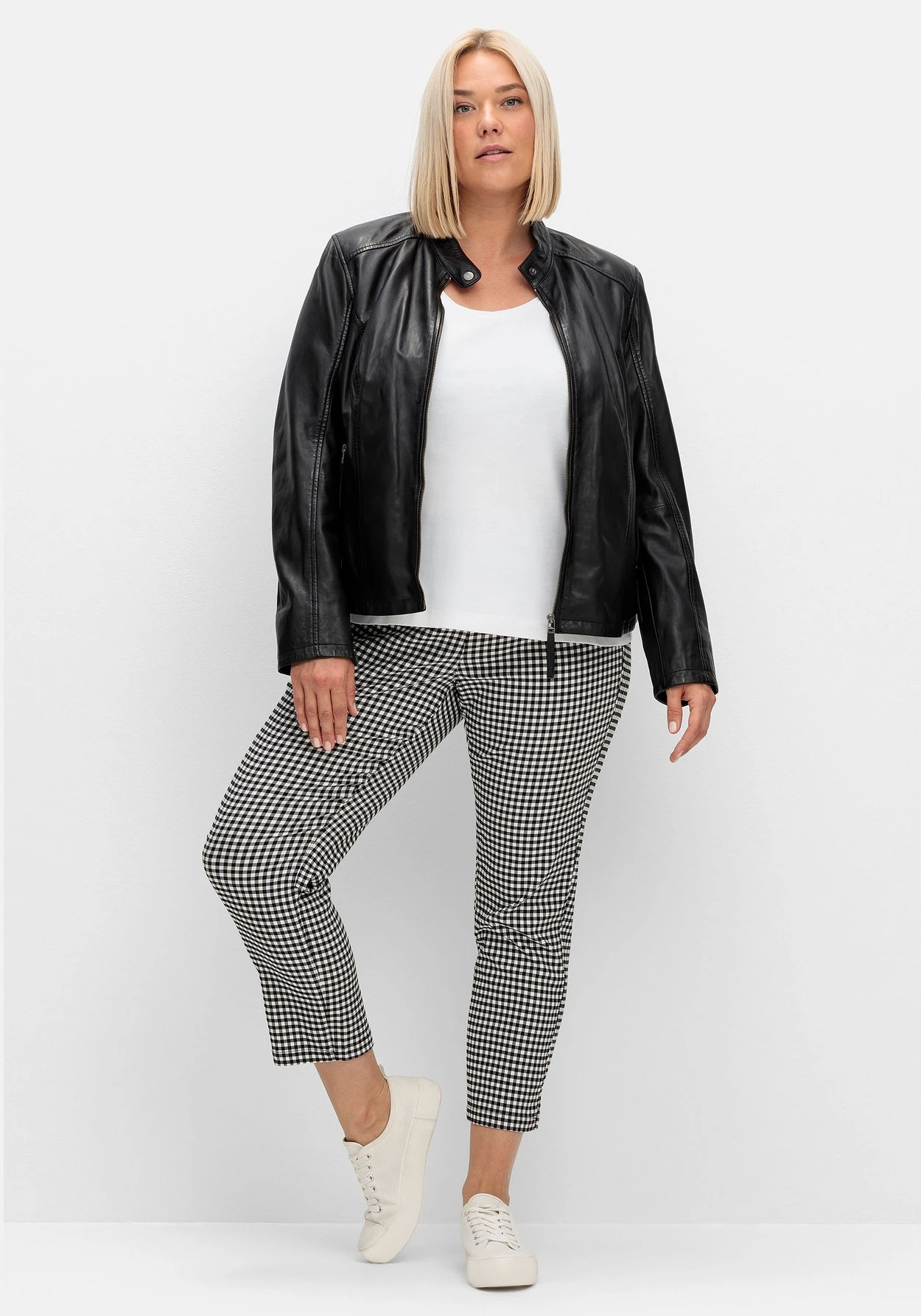 Sheego Schmale Bengalin-Hose In Anklelänge, Mit Karomuster 3 Sheego Schmale Bengalin-Hose In Anklelänge, Mit Karomuster