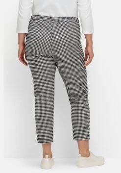 Sheego Schmale Bengalin-Hose In Anklelänge, Mit Karomuster 11 Sheego Schmale Bengalin-Hose In Anklelänge, Mit Karomuster -Sheego Verkaufsgeschäft 15005302107 04XJQ 02 SH
