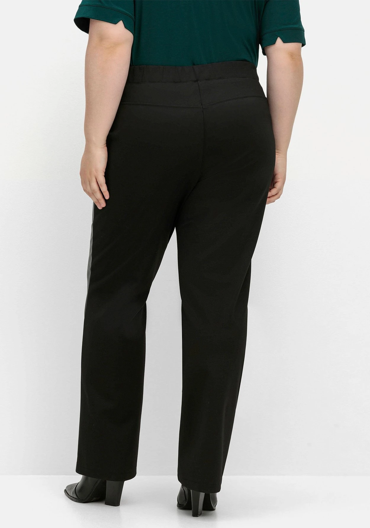 Sheego Gerade Hose Mit Stretchbund, Im Materialmix 5 Sheego Gerade Hose Mit Stretchbund, Im Materialmix – Bild 3