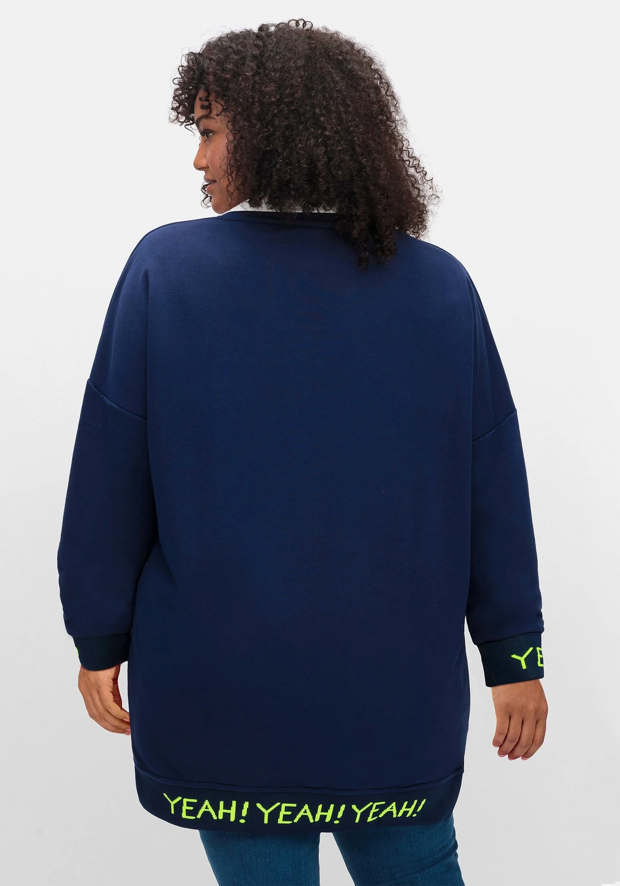 Oversize-Sweatshirt Mit Statement-Frontdruck 4 Oversize-Sweatshirt Mit Statement-Frontdruck – Bild 2