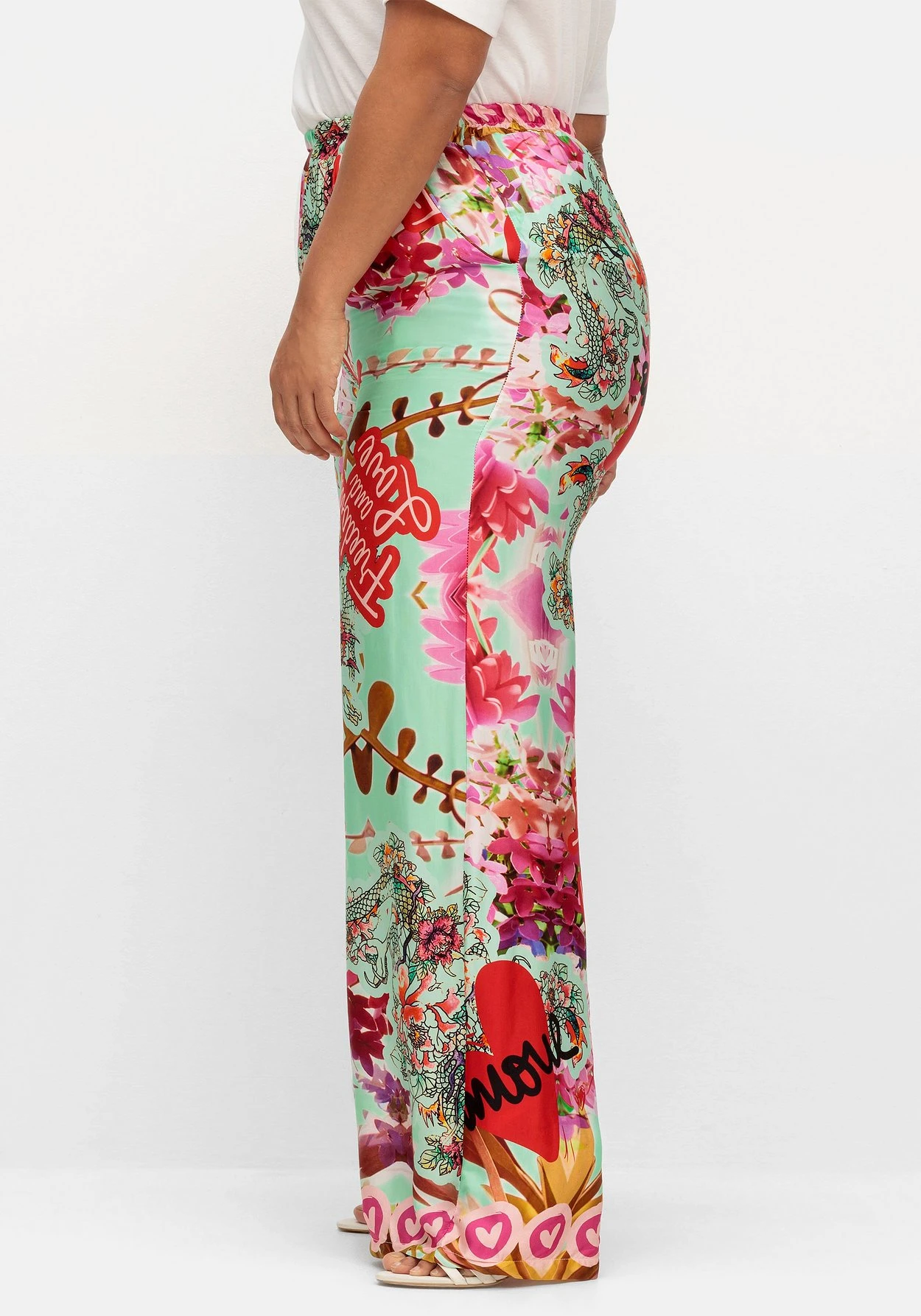 Weite Hose Mit Gummibund Und Alloverdruck 4 Weite Hose Mit Gummibund Und Alloverdruck – Bild 2